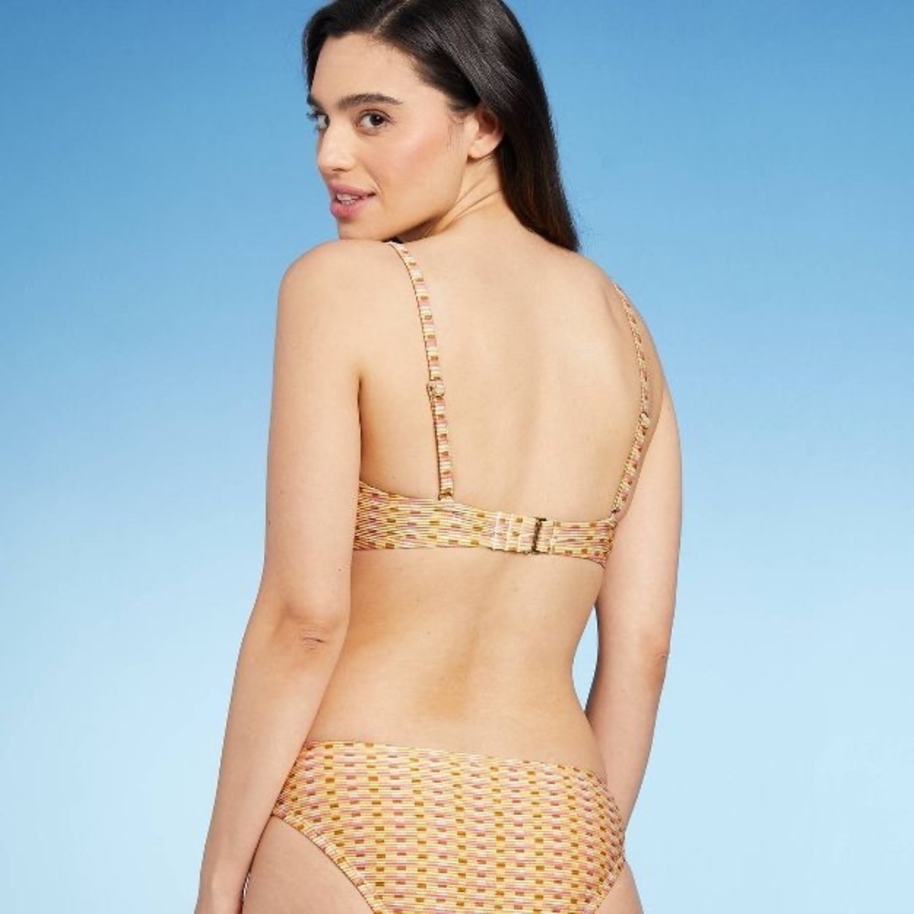 🖤 Mod Bikini Top - Picture 3 of 5